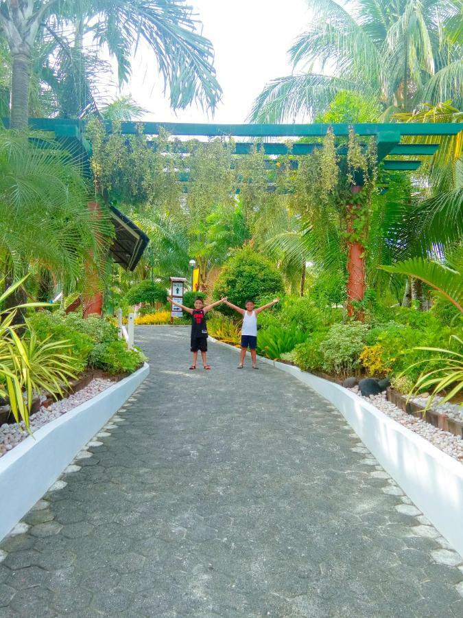 Paradise Island Park & Beach Resort Самал Екстер'єр фото